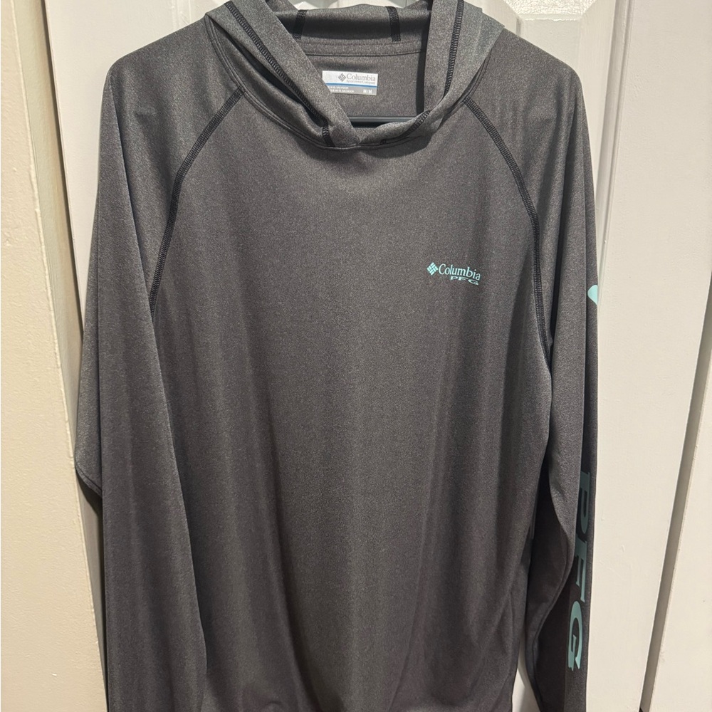 Columbia Men's Gray Lightweight Hoodie